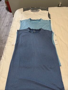 (4) Zelos Sleeveless Athletic Tank Bundle in Navy, Light Blue, White, and Grey